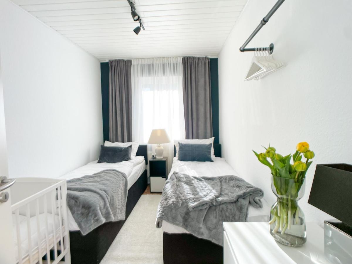 M-Style 01 Apartment Mit Terrasse Und Gasgrill, 24H Self-Check-In, Free Parking, Netflix Nürnberg Exterior foto